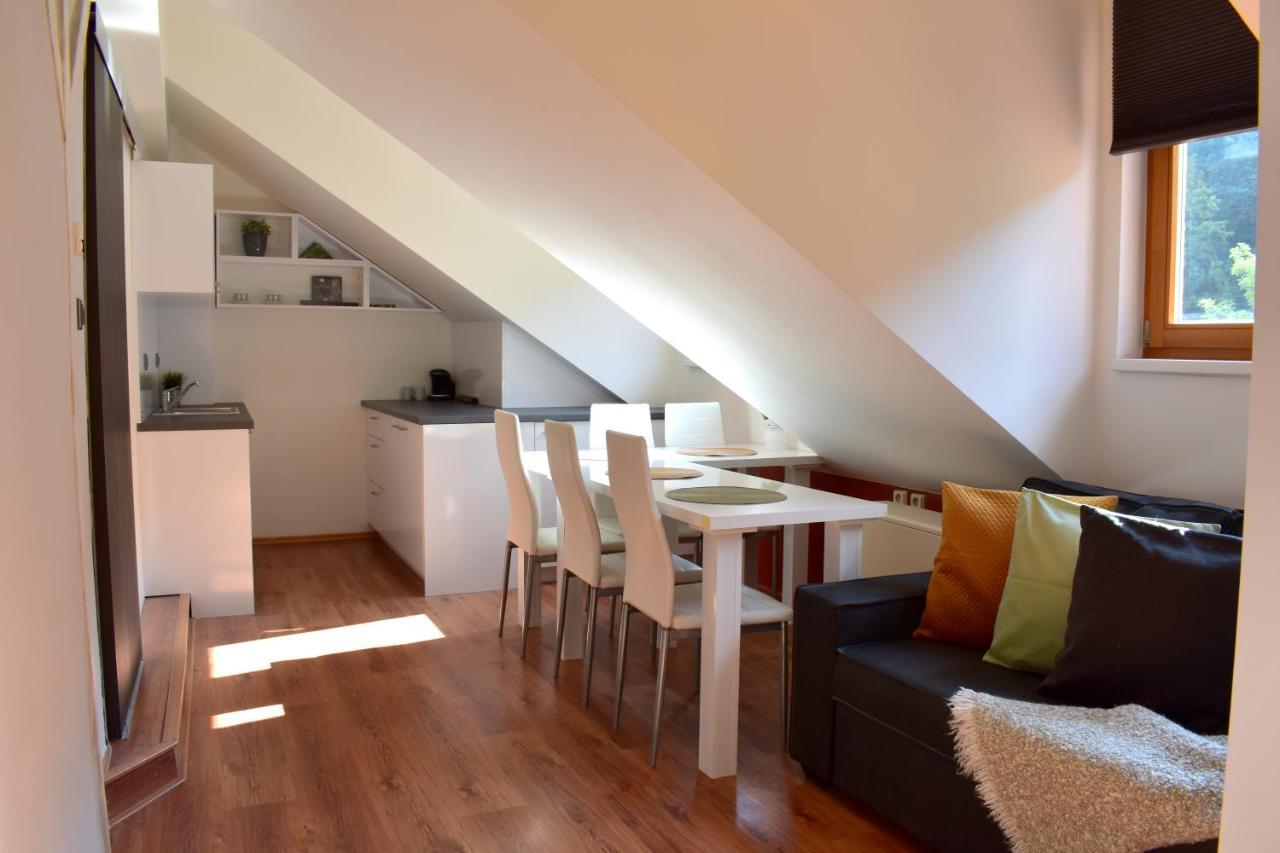 New Central Rooftop With Private Wellness, Sauna & Whirlpool Bath Prag Eksteriør billede