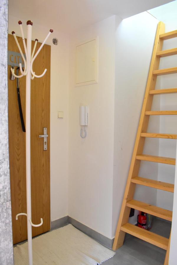 New Central Rooftop With Private Wellness, Sauna & Whirlpool Bath Prag Eksteriør billede